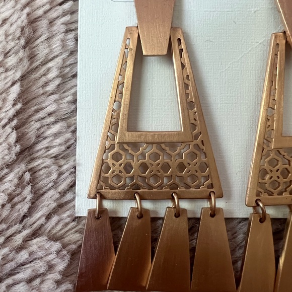 Kendra Scott Kase Rose Gold Fringe Earrings NEW! Hard to find! - Picture 5 of 7